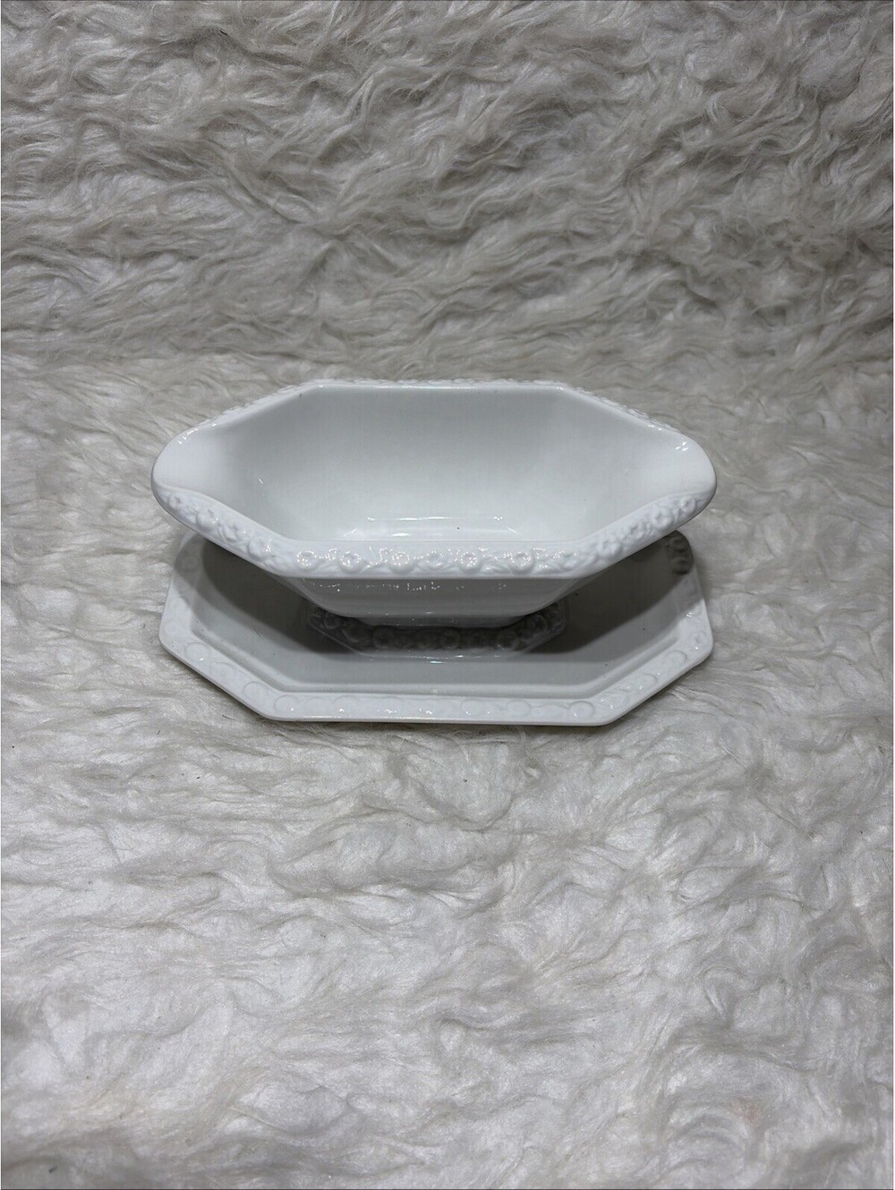 Rosenthal Maria White Octagonal Gravy Boat w Under-plate